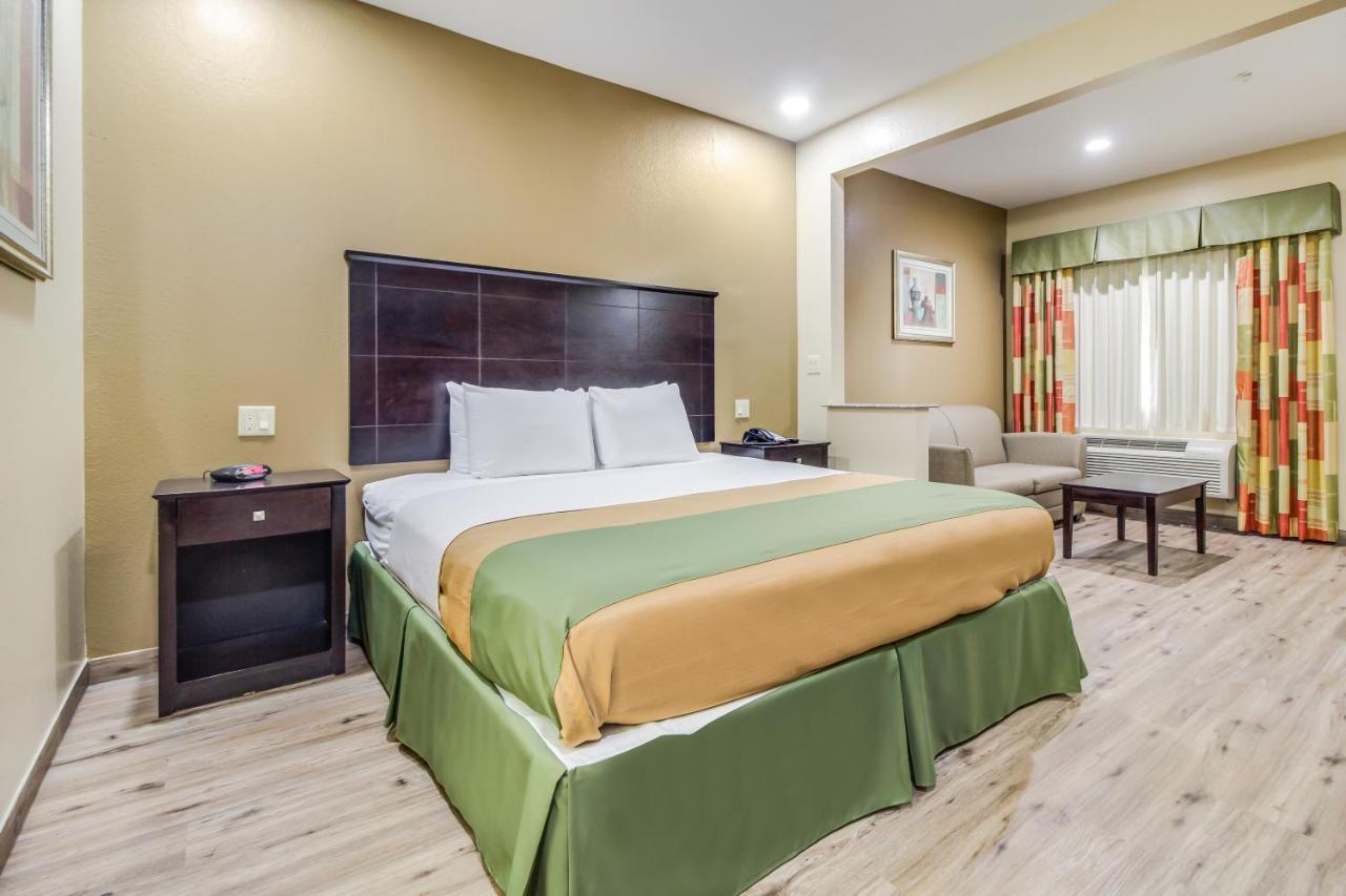 Americas Best Value Inn & Suites Tomball Ngoại thất bức ảnh